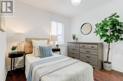 17 Westchester Road, Toronto, ON - Indoor Photo Showing Bedroom