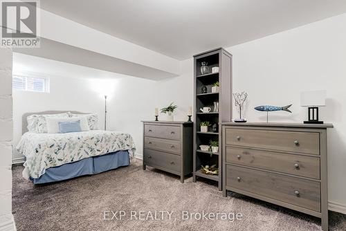 17 Westchester Road, Toronto, ON - Indoor Photo Showing Bedroom