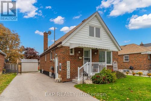 17 Westchester Road, Toronto, ON - Outdoor