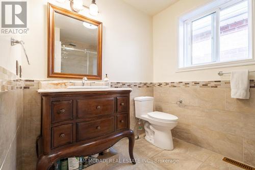 5776 Invergordon Lane, Mississauga, ON - Indoor Photo Showing Bathroom