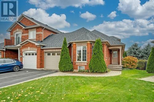 2303 Kingfisher Court, Oakville, ON - Outdoor With Facade