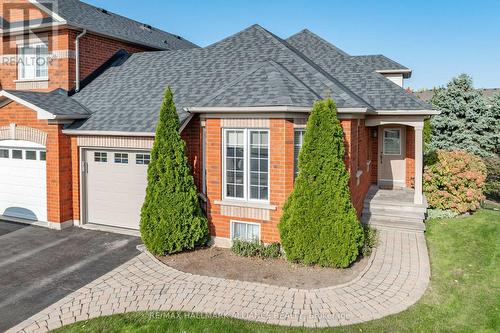 2303 Kingfisher Court, Oakville, ON - Outdoor With Facade