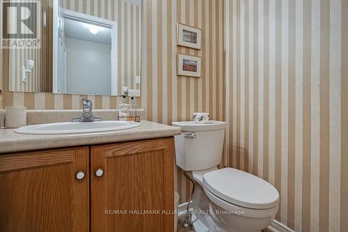 2303 Kingfisher Court, Oakville, ON - Indoor Photo Showing Bathroom