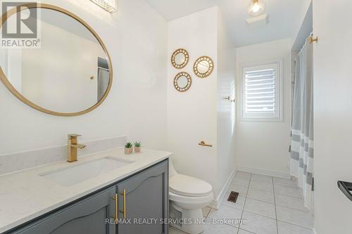 9 Silvershadow Terrace, Brampton, ON - Indoor Photo Showing Bathroom