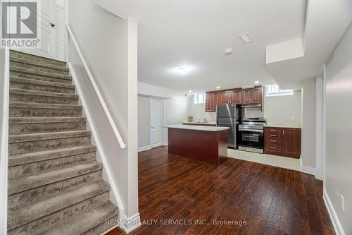 9 Silvershadow Terrace, Brampton, ON - Indoor Photo Showing Kitchen