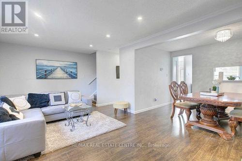 27 - 265 Williamsburg Road, Kitchener, ON - Indoor Photo Showing Living Room