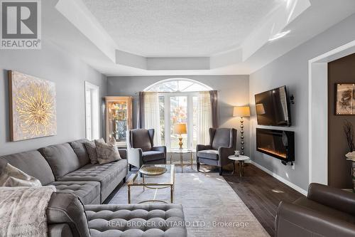 8670 Crayton Court, North Perth, ON - Indoor Photo Showing Living Room