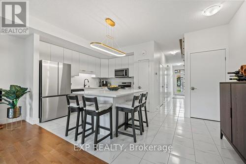 97 - 60 Arkell Road, Guelph, ON - Indoor Photo Showing Kitchen