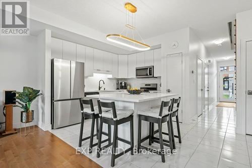 97 - 60 Arkell Road, Guelph, ON - Indoor Photo Showing Kitchen With Upgraded Kitchen