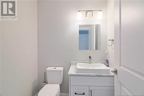 297 Heron Drive, Fredericton, NB - Indoor Photo Showing Bathroom