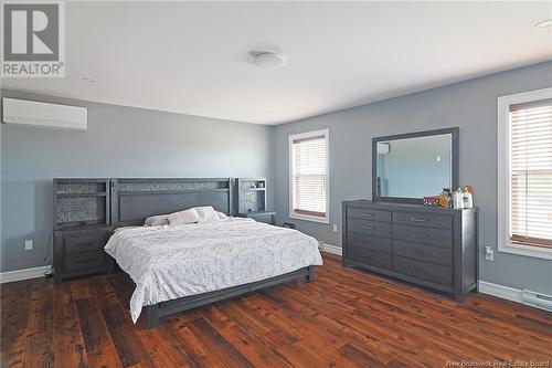 297 Heron Drive, Fredericton, NB - Indoor Photo Showing Bedroom