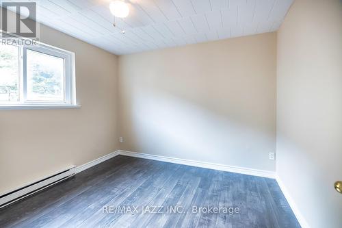 2 - 540 Mary Street E, Whitby (Downtown Whitby), ON - Indoor Photo Showing Other Room