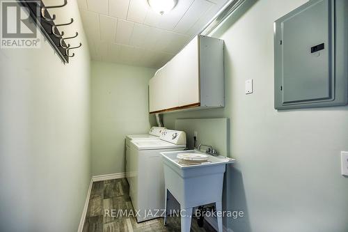 2 - 540 Mary Street E, Whitby (Downtown Whitby), ON - Indoor Photo Showing Laundry Room