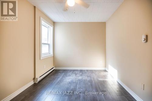 2 - 540 Mary Street E, Whitby (Downtown Whitby), ON - Indoor Photo Showing Other Room