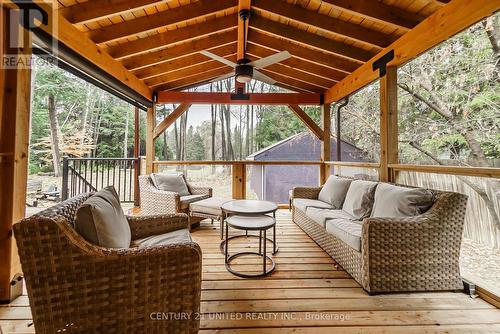 647C Ravenshoe Road, Uxbridge, ON - Outdoor With Deck Patio Veranda With Exterior