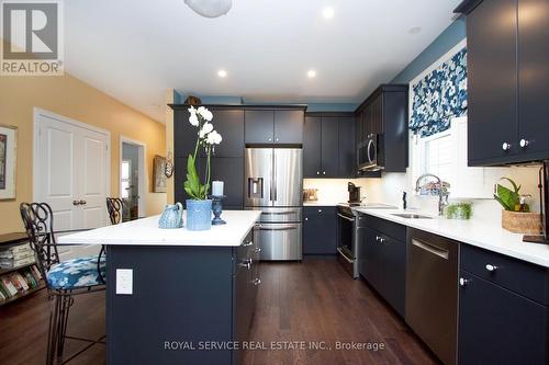 934 Ernest Allen Boulevard, Cobourg, ON - Indoor Photo Showing Kitchen With Upgraded Kitchen