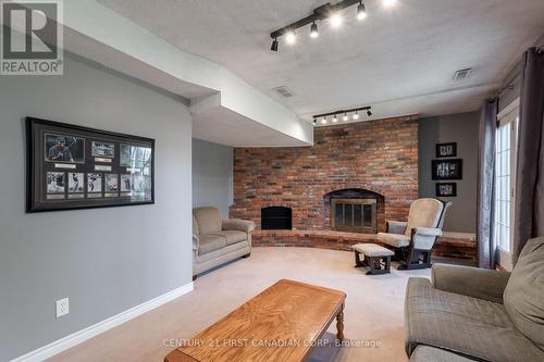 34 Blue Ridge Crescent, London, ON - Indoor With Fireplace