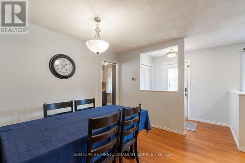 34 Blue Ridge Crescent, London, ON - Indoor Photo Showing Dining Room