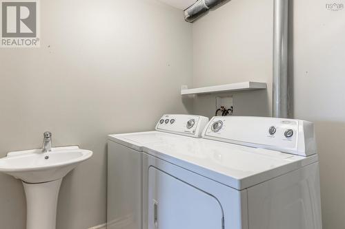 199 Nadia Drive, Dartmouth, NS - Indoor Photo Showing Laundry Room