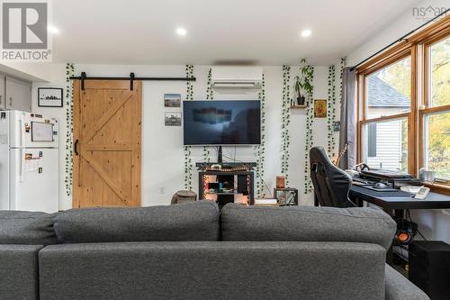 238 Nichols Avenue, Kentville, NS - Indoor Photo Showing Living Room