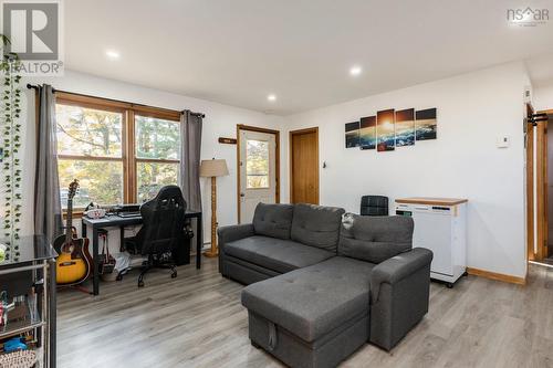 238 Nichols Avenue, Kentville, NS - Indoor Photo Showing Living Room