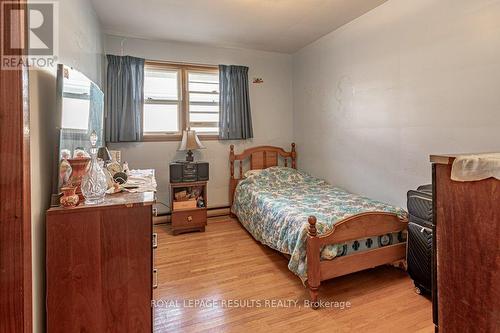 40 Fath Avenue, Aylmer (Ay), ON - Indoor Photo Showing Bedroom