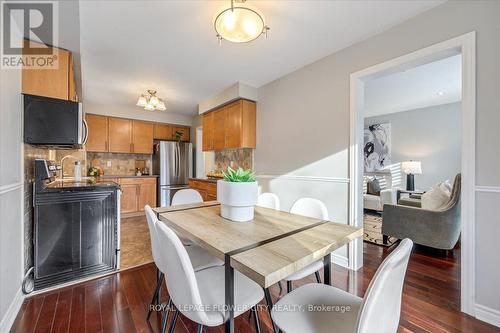 2450 New Wood Drive, Oakville, ON - Indoor Photo Showing Dining Room