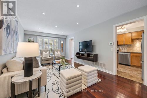 2450 New Wood Drive, Oakville, ON - Indoor Photo Showing Living Room