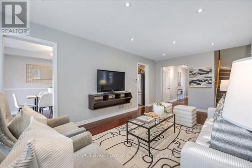 2450 New Wood Drive, Oakville, ON - Indoor Photo Showing Living Room