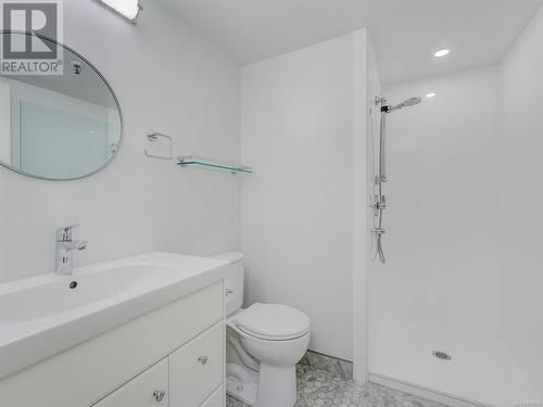 Fully renovated ensuite with shower and heated floors - 106 1110 Oscar St, Victoria, BC - Indoor Photo Showing Bathroom