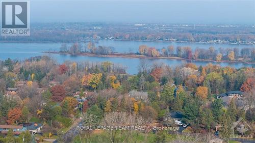 39 Rebecca Crescent, Ottawa, ON 