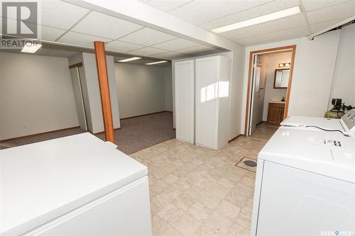 1108 Grand Avenue, Luseland, SK - Indoor Photo Showing Laundry Room