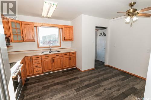 1108 Grand Avenue, Luseland, SK - Indoor Photo Showing Kitchen With Double Sink