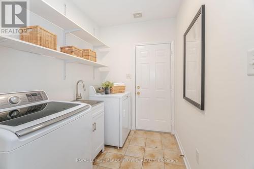 784 Lambe Court, Mississauga, ON - Indoor Photo Showing Laundry Room