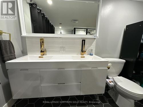 70 Main Street, Kirkland Lake, ON - Indoor Photo Showing Bathroom