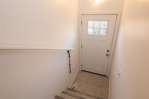 1636 Logan Avenue, Winnipeg, MB - Indoor Photo Showing Other Room