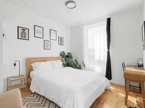 Chambre Ã  coucher principale - 5089  - 5093 Rue Chambord, Montréal (Le Plateau-Mont-Royal), QC - Indoor Photo Showing Bedroom