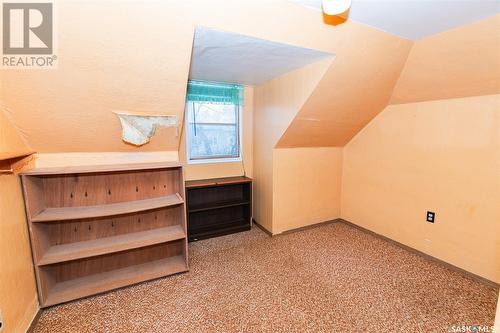 414 Ussher Street, Kerrobert, SK - Indoor Photo Showing Other Room