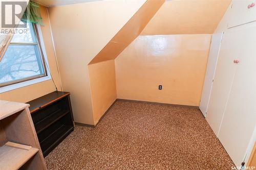 414 Ussher Street, Kerrobert, SK - Indoor Photo Showing Other Room