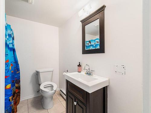 Bathroom - 229 Rue Christophe-Colomb, Cowansville, QC - Indoor Photo Showing Bathroom