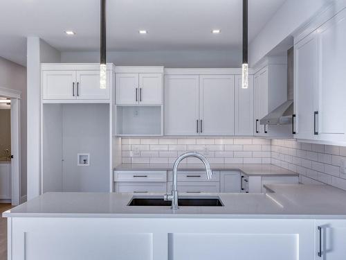 1790 15Th St, Courtenay, BC - Indoor Photo Showing Kitchen