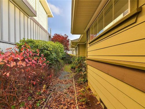 8-759 Sanctuary Crt, Saanich, BC 