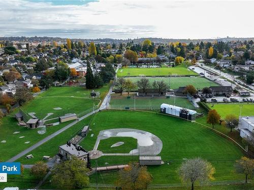 310-290 Regina Ave, Saanich, BC - Outdoor With View