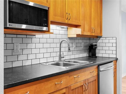 310-290 Regina Ave, Saanich, BC - Indoor Photo Showing Kitchen With Double Sink