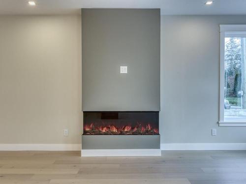 1786 15Th St, Courtenay, BC - Indoor Photo Showing Other Room With Fireplace