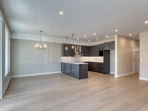 1786 15Th St, Courtenay, BC - Indoor Photo Showing Kitchen