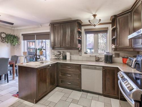 Kitchen - 5292 Boul. Westley, Longueuil (Saint-Hubert), QC - Indoor Photo Showing Kitchen