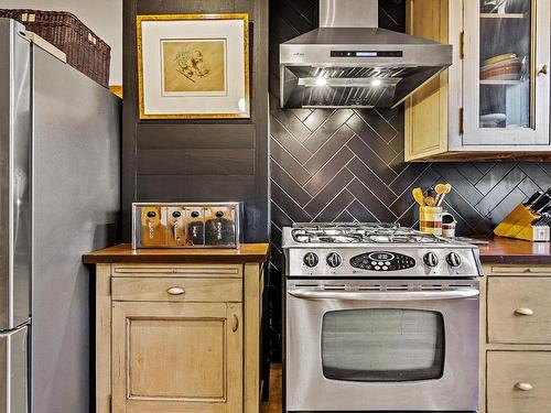 Cuisine - 1600 Rue Sicard, Montréal (Mercier/Hochelaga-Maisonneuve), QC - Indoor Photo Showing Kitchen