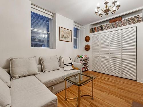 Chambre Ã Â coucher - 1600 Rue Sicard, Montréal (Mercier/Hochelaga-Maisonneuve), QC - Indoor Photo Showing Living Room