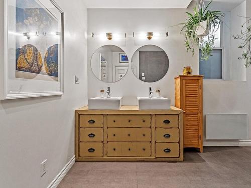 Salle de bains - 1600 Rue Sicard, Montréal (Mercier/Hochelaga-Maisonneuve), QC - Indoor Photo Showing Bathroom